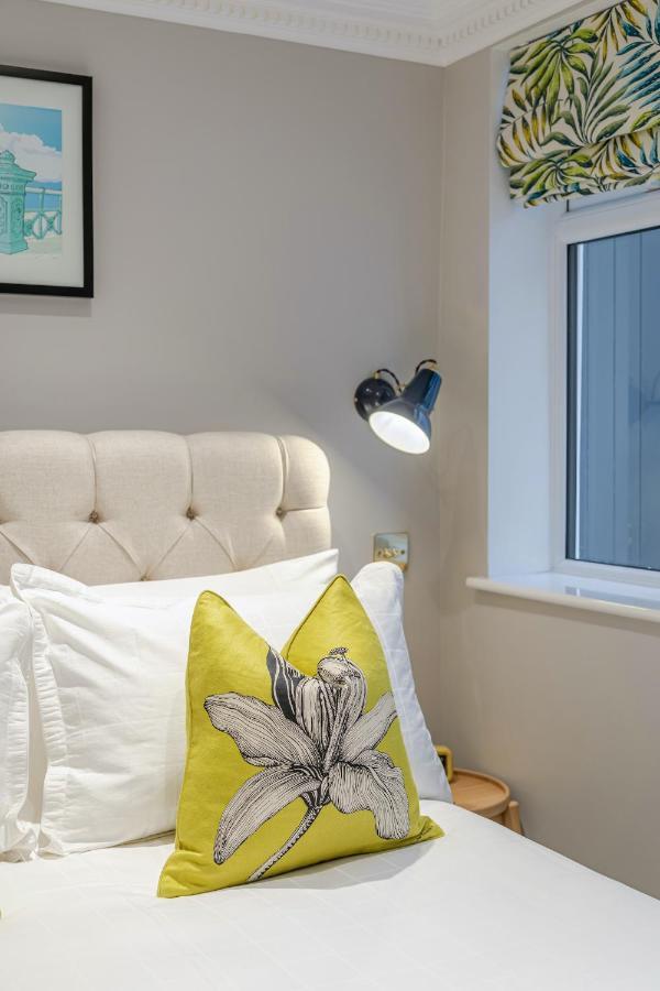 Beaches Brighton - Luxury Seafront Accommodation Exteriör bild